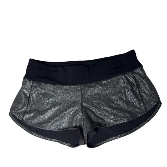 LULULEMON Speed Up 2.5" Shorts Luminosity Foil Metallic Print Black Silver, 8 - Picture 4 of 10